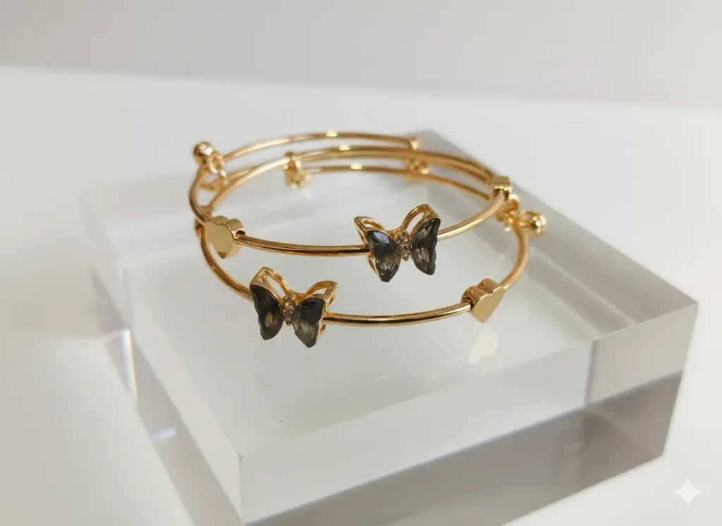 [B2] Gold Plated Butterfly Charm Bracelet / 